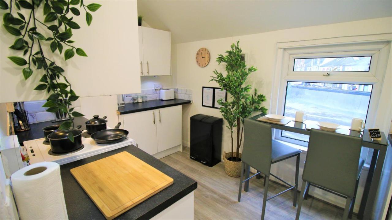 קארדיף Free Local Parking - Fast Wifi - Sleeps 10 Guests By Property Promise מראה חיצוני תמונה